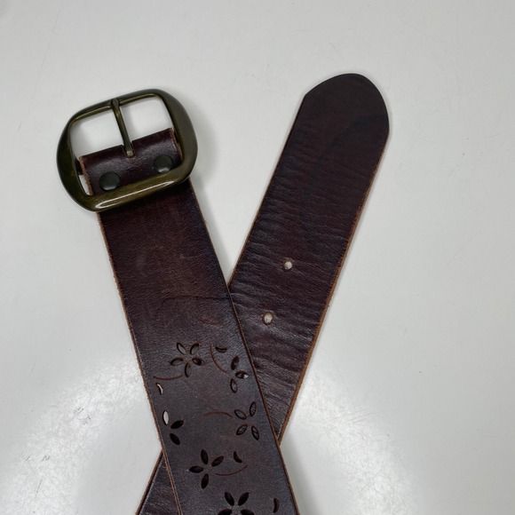 Genuine Italian Leather Floral Perforated Belt Brown Brass Buckle Made in USA M - Picture 3 of 6